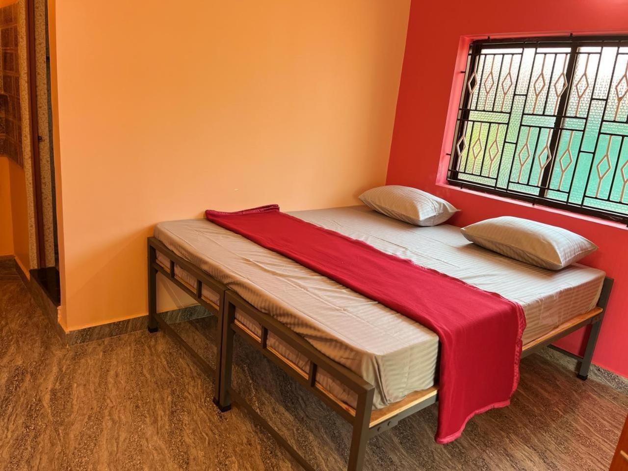 Hostelvk Gokarna Gokarna  Buitenkant foto
