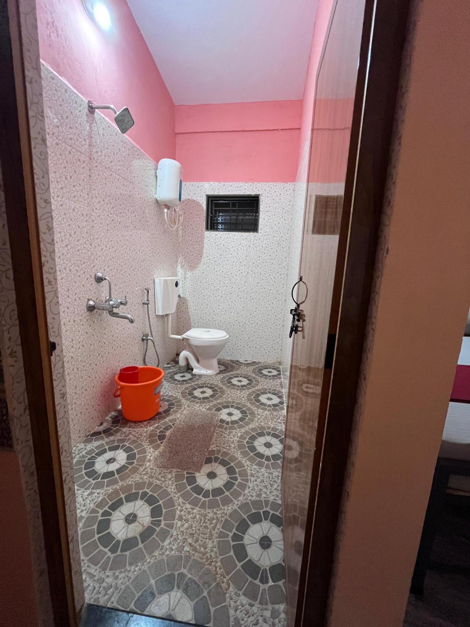 Hostelvk Gokarna Gokarna  Buitenkant foto
